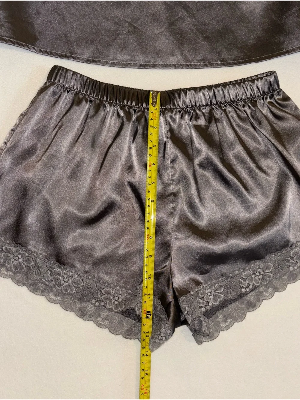 EKOUER Gray Satin Lace Cami & Shorts Pajama Set M